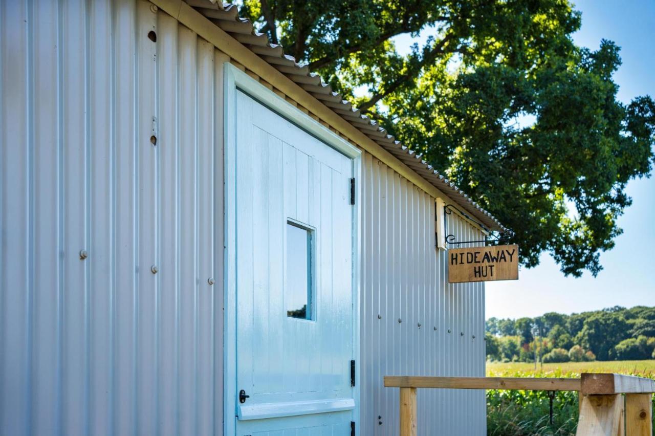 The Hideaway Hut - 1 Bed Shepherds Hut - เฮริฟอร์ด ภายนอก รูปภาพ
